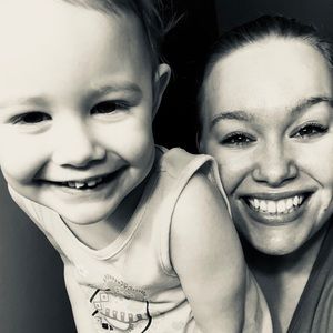 Meet your Posher, Mikayla